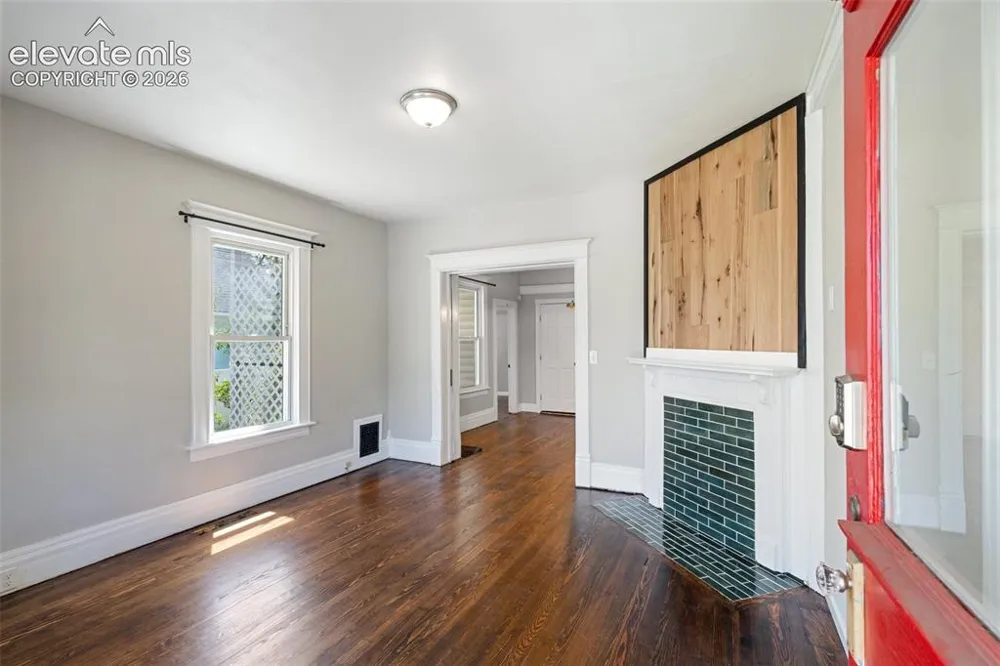 1230 Glen Avenue Colorado Springs, CO 80905