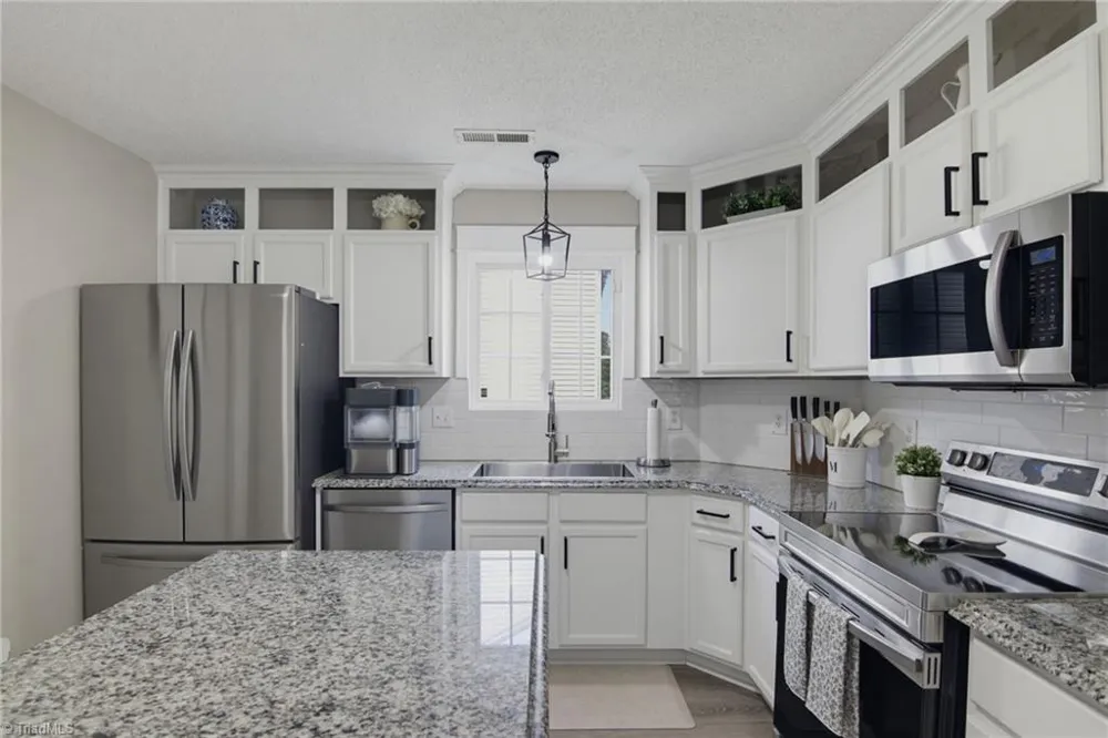 913 Topsail Drive Browns Summit, NC 27214