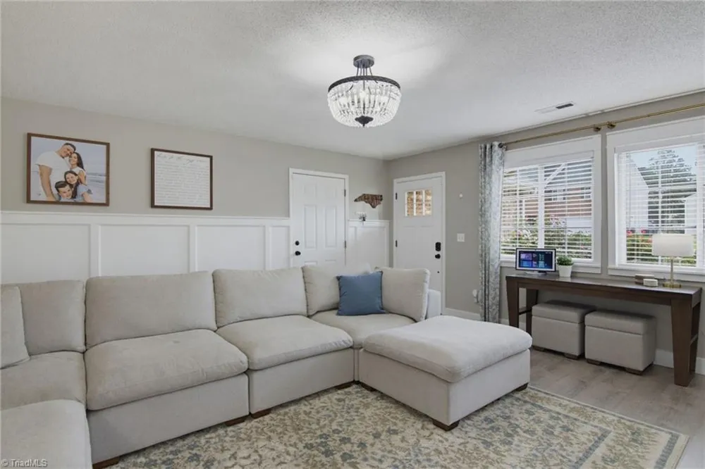 913 Topsail Drive Browns Summit, NC 27214