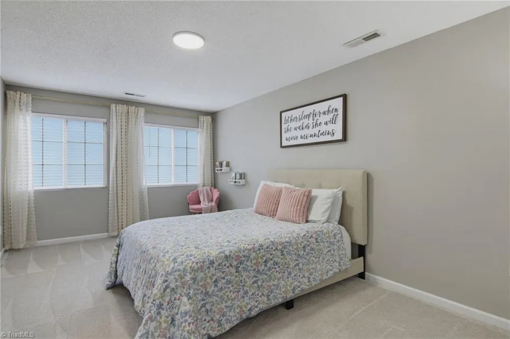 913 Topsail Drive Browns Summit, NC 27214