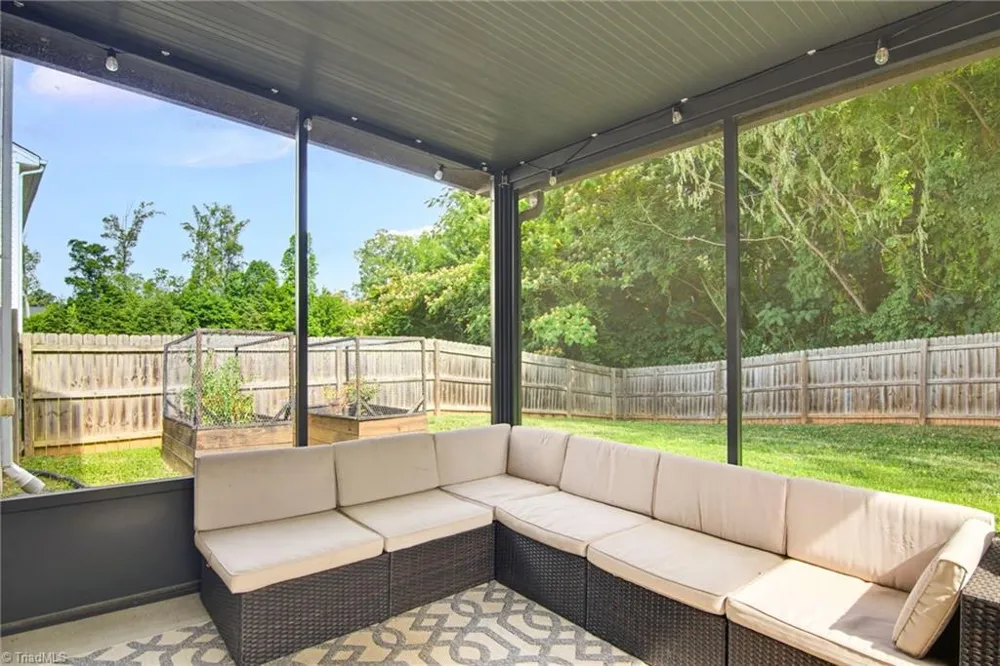 913 Topsail Drive Browns Summit, NC 27214