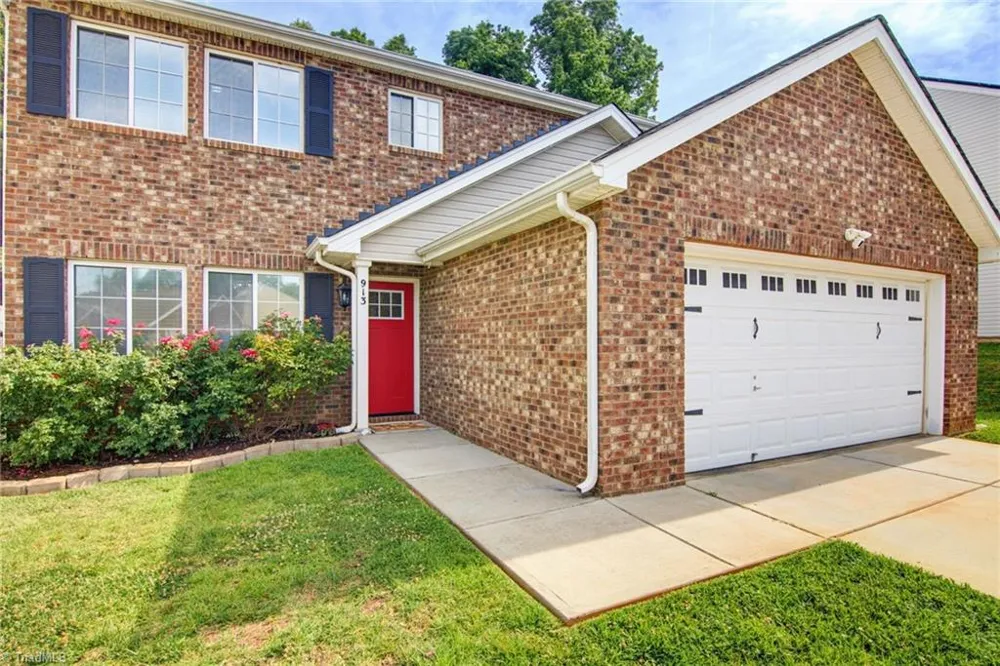 913 Topsail Drive Browns Summit, NC 27214