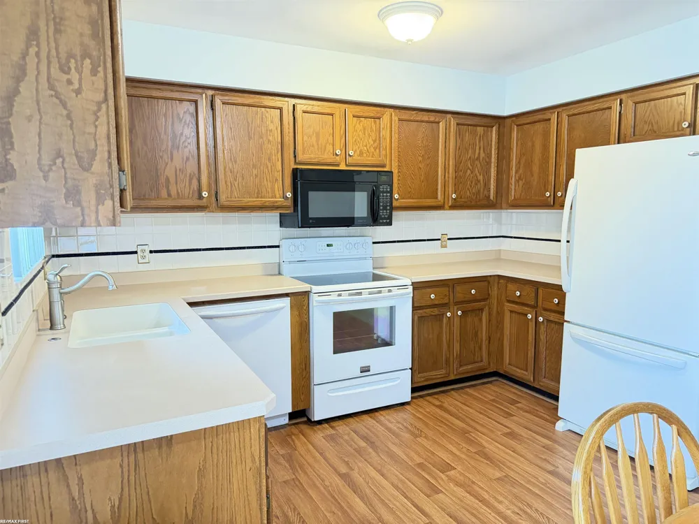 20344 Majestic Boulevard Clinton Charter Township, MI 48036