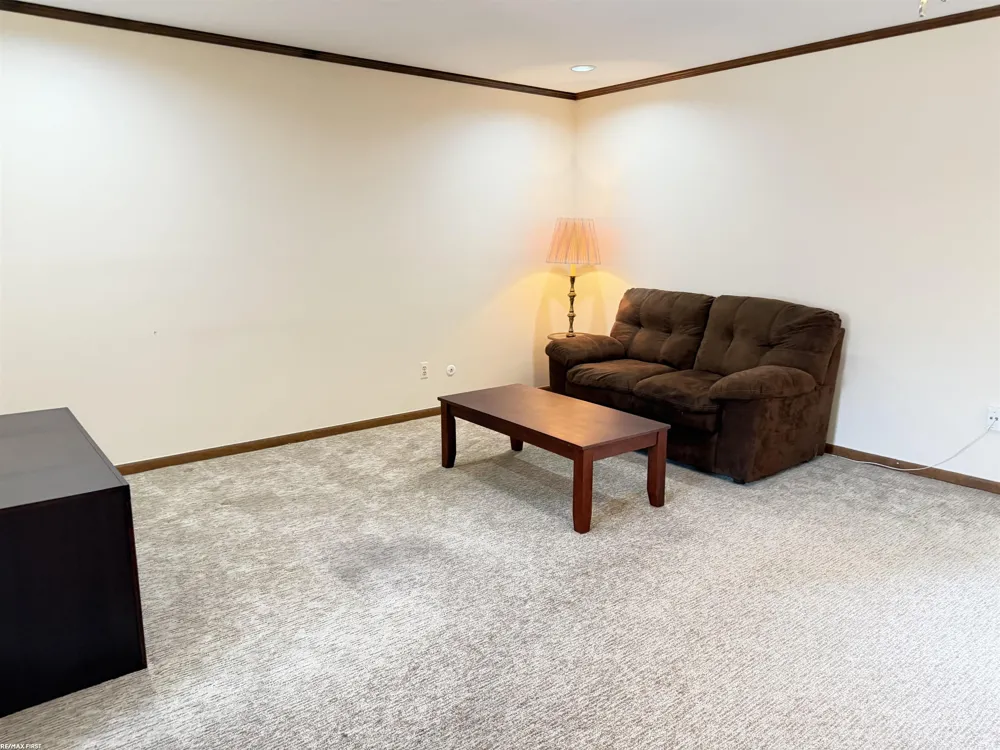 20344 Majestic Boulevard Clinton Charter Township, MI 48036