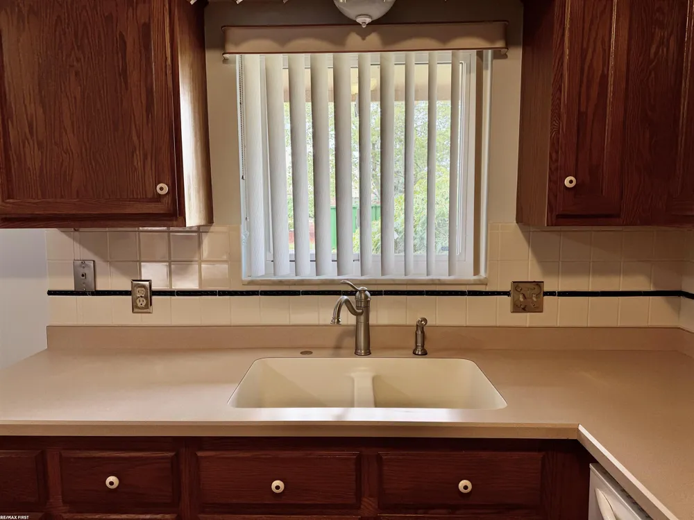 20344 Majestic Boulevard Clinton Charter Township, MI 48036