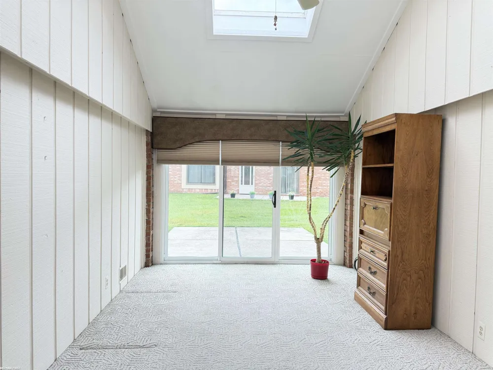 20344 Majestic Boulevard Clinton Charter Township, MI 48036