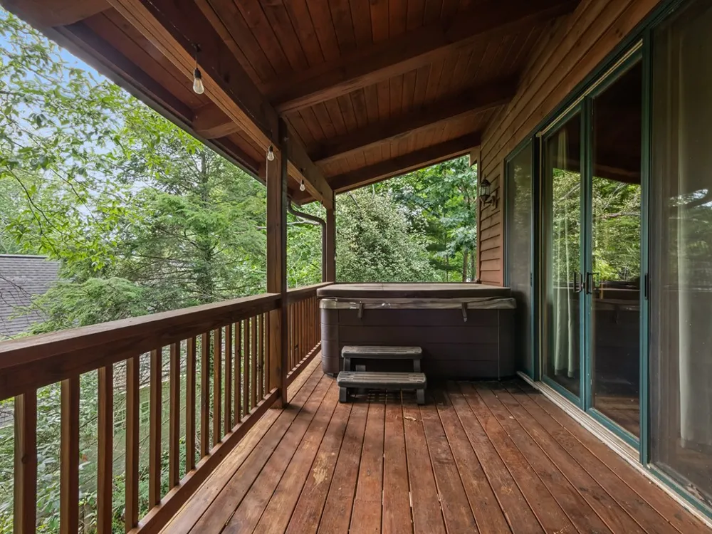 Sarah Court Lake Junaluska, NC 28745