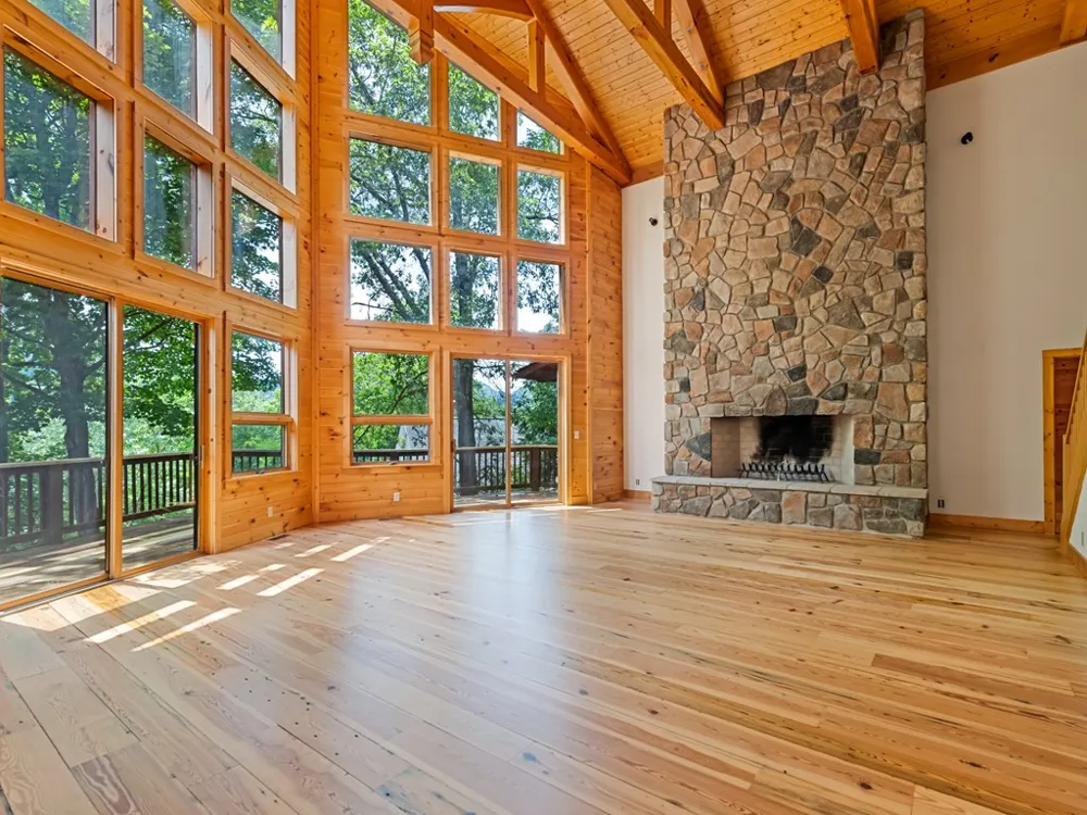 Sarah Court Lake Junaluska, NC 28745