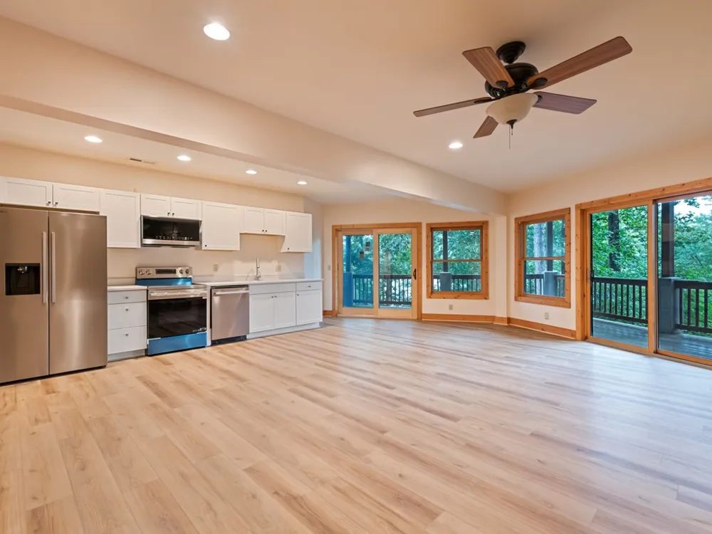 Sarah Court Lake Junaluska, NC 28745