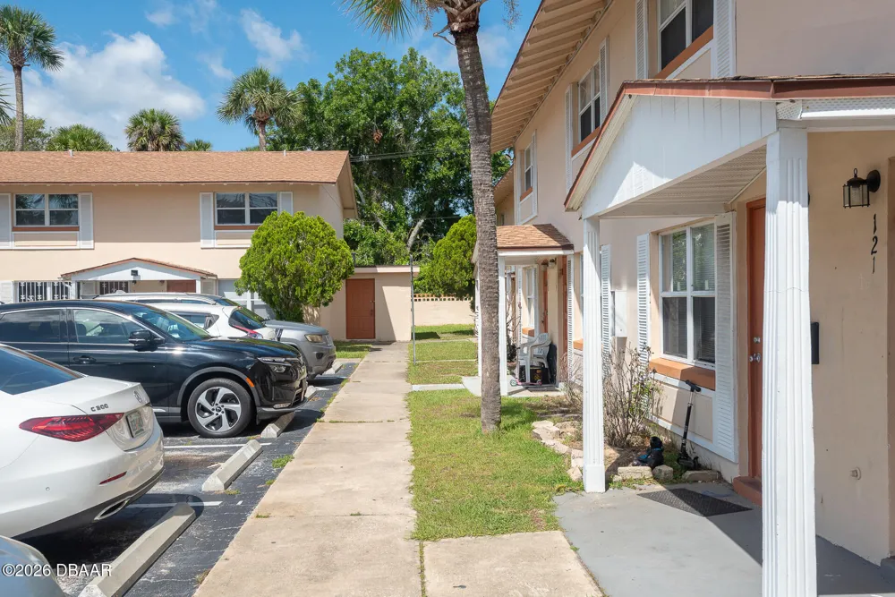 1600 S Palmetto Avenue #115 South Daytona, FL 32119