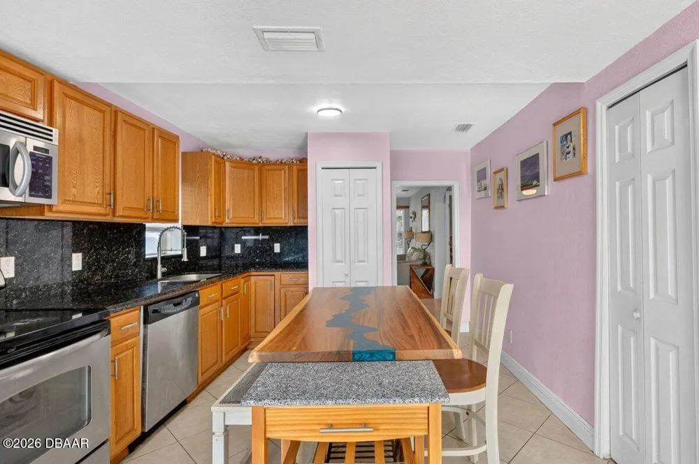 616 Dora Street New Smyrna Beach, FL 32168