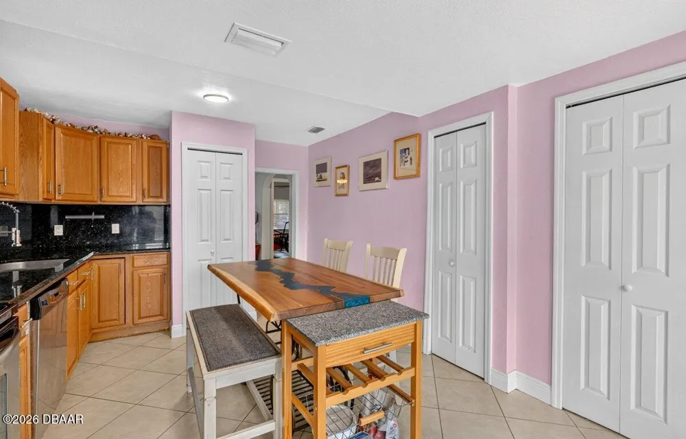 616 Dora Street New Smyrna Beach, FL 32168