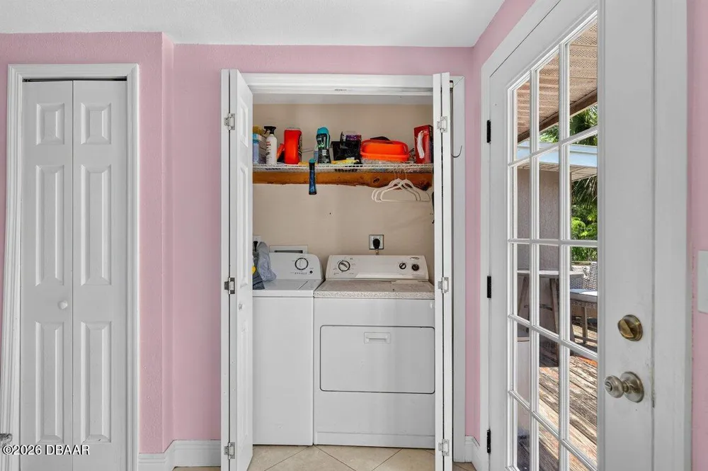 616 Dora Street New Smyrna Beach, FL 32168