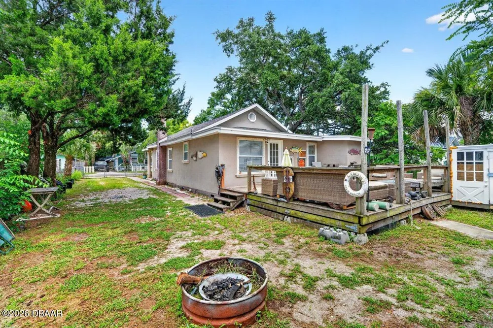 616 Dora Street New Smyrna Beach, FL 32168