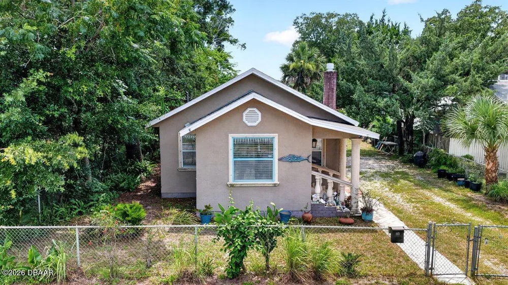 616 Dora Street New Smyrna Beach, FL 32168