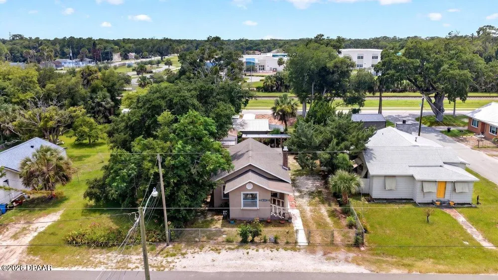 616 Dora Street New Smyrna Beach, FL 32168