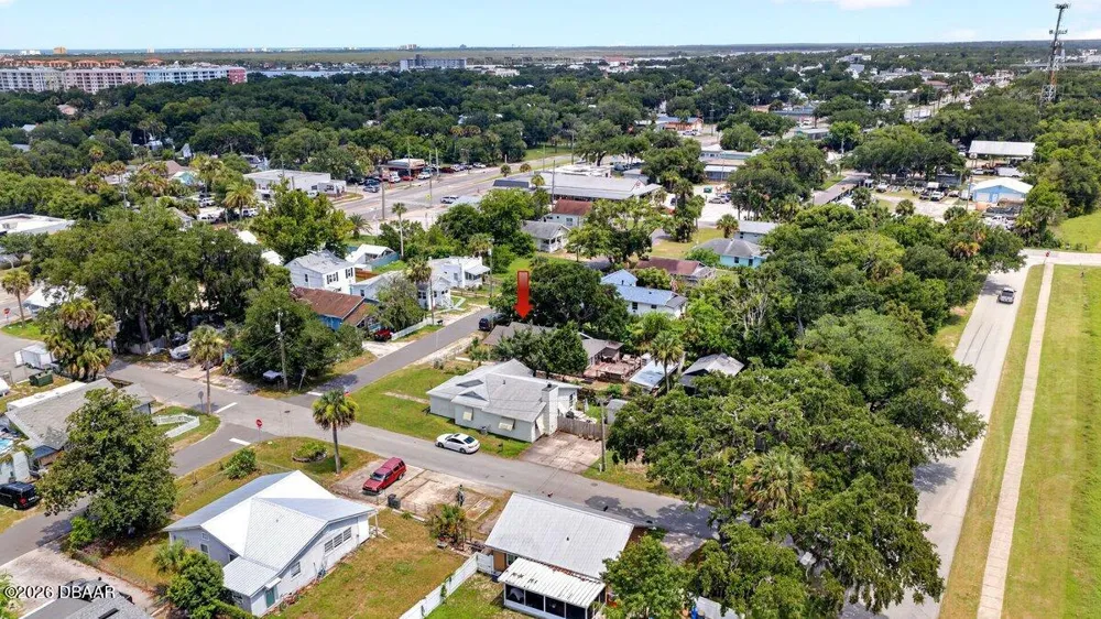 616 Dora Street New Smyrna Beach, FL 32168