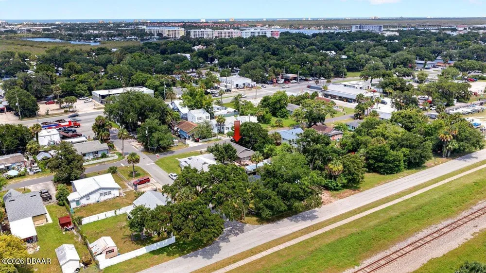 616 Dora Street New Smyrna Beach, FL 32168