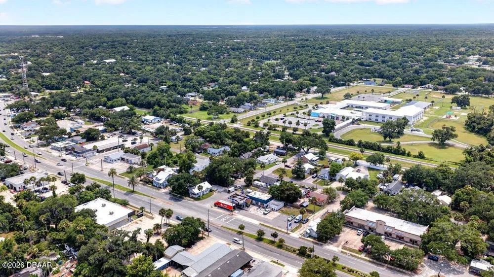 616 Dora Street New Smyrna Beach, FL 32168