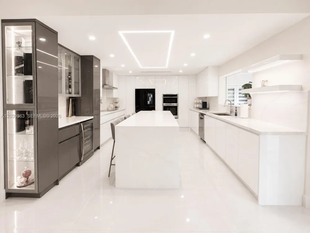 15690 SW 153rd Ct Miami, FL 33187