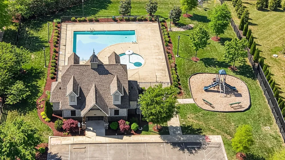 161 Annapolis Bend Cir Hendersonville, TN 37075