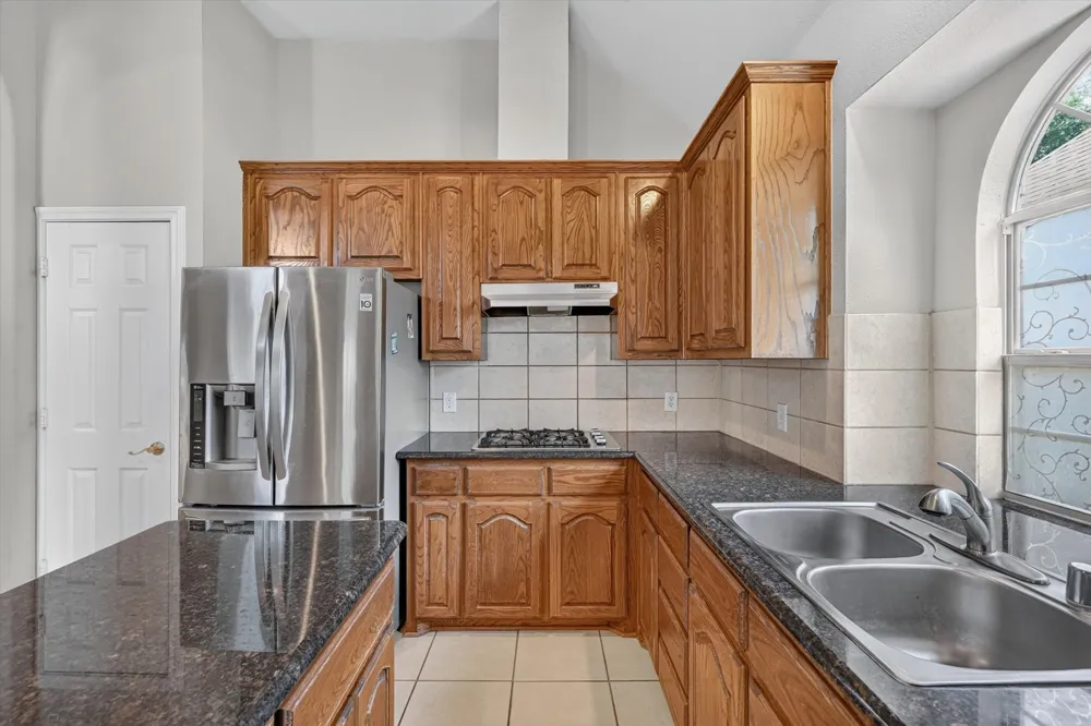 358 Fairlanding Avenue Fairview, TX 75069