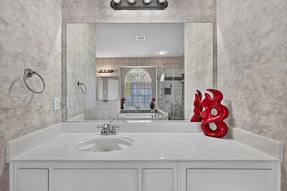 358 Fairlanding Avenue Fairview, TX 75069