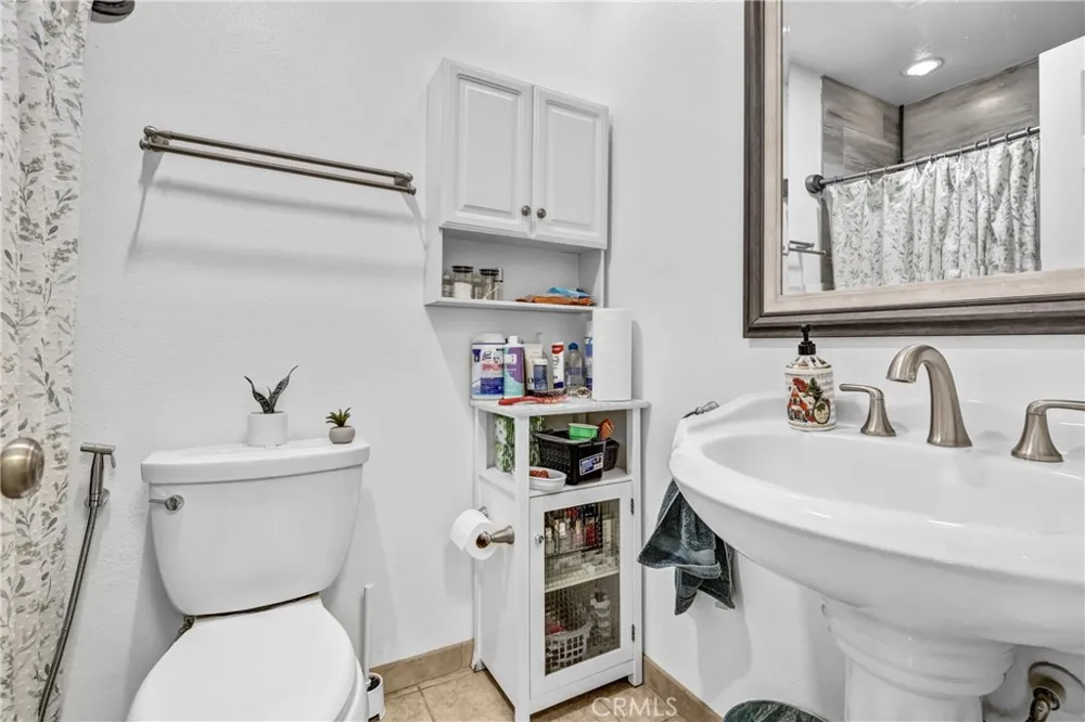 23801 Lindley Mission Viejo, CA 92691