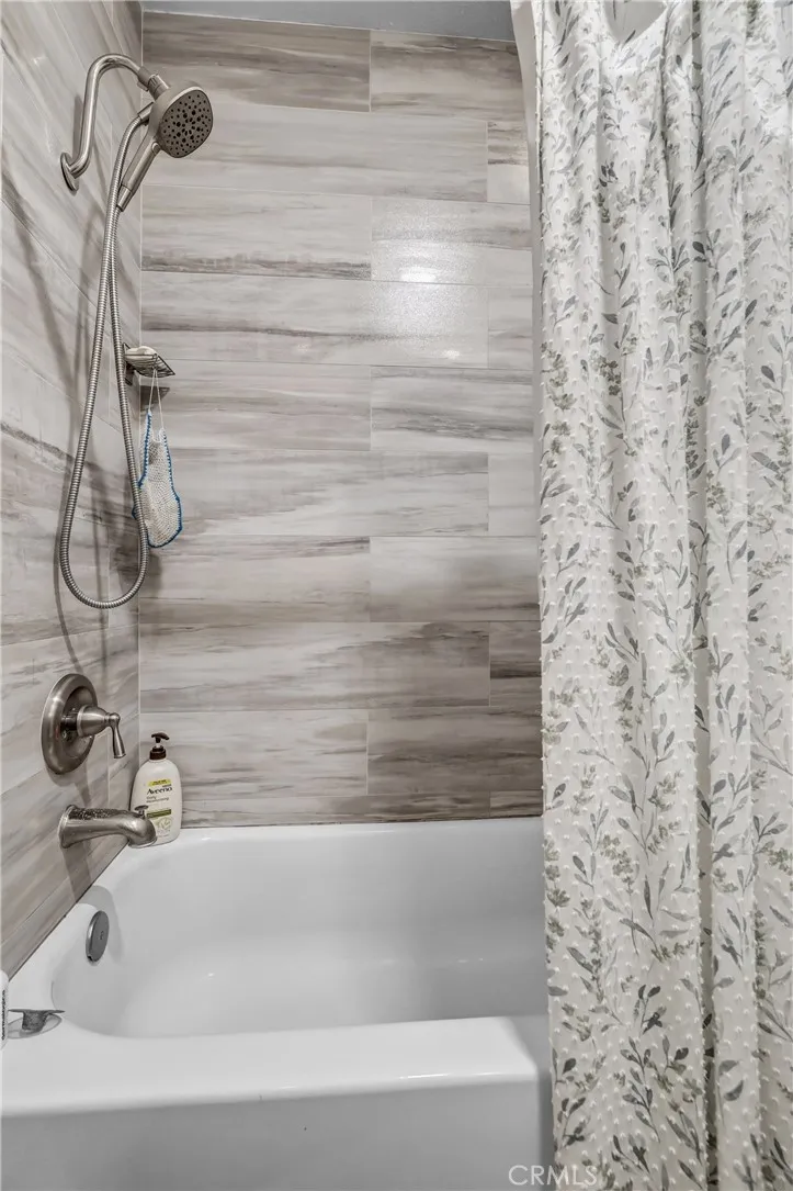 23801 Lindley Mission Viejo, CA 92691