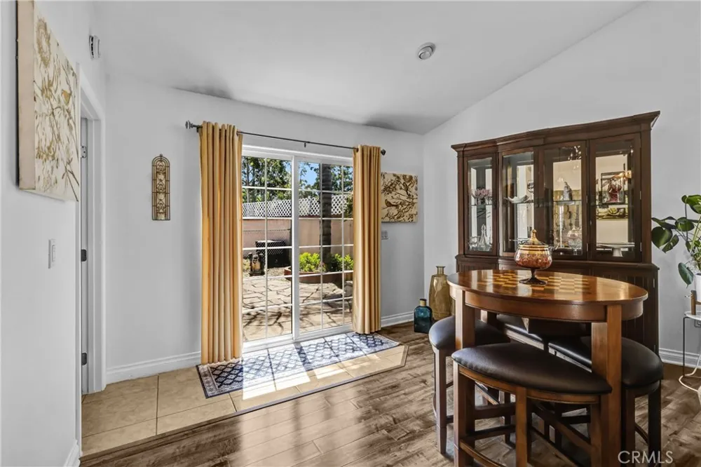 23801 Lindley Mission Viejo, CA 92691