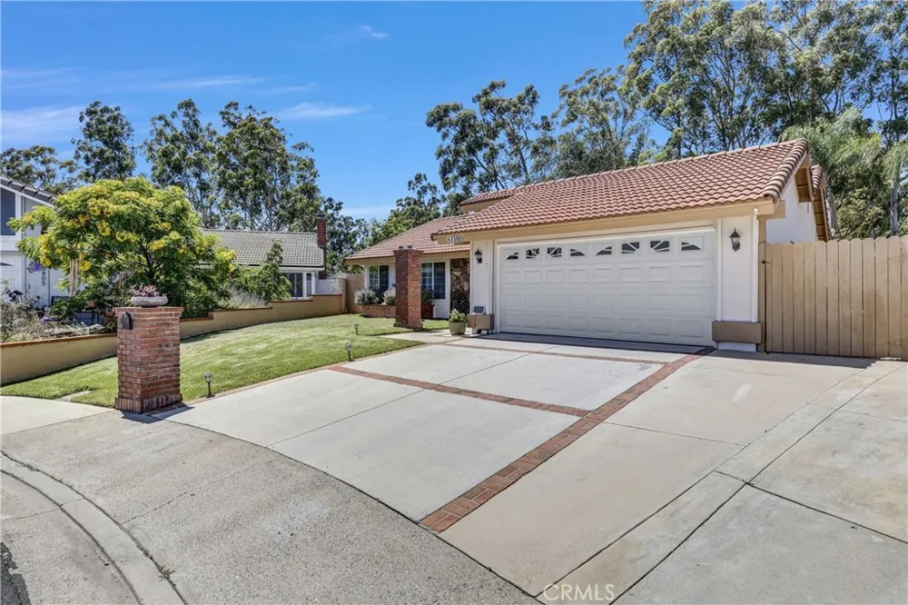 23801 Lindley Mission Viejo, CA 92691