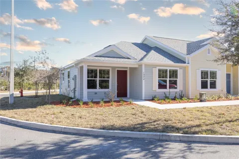 1342 COTTAGE CIRCLE