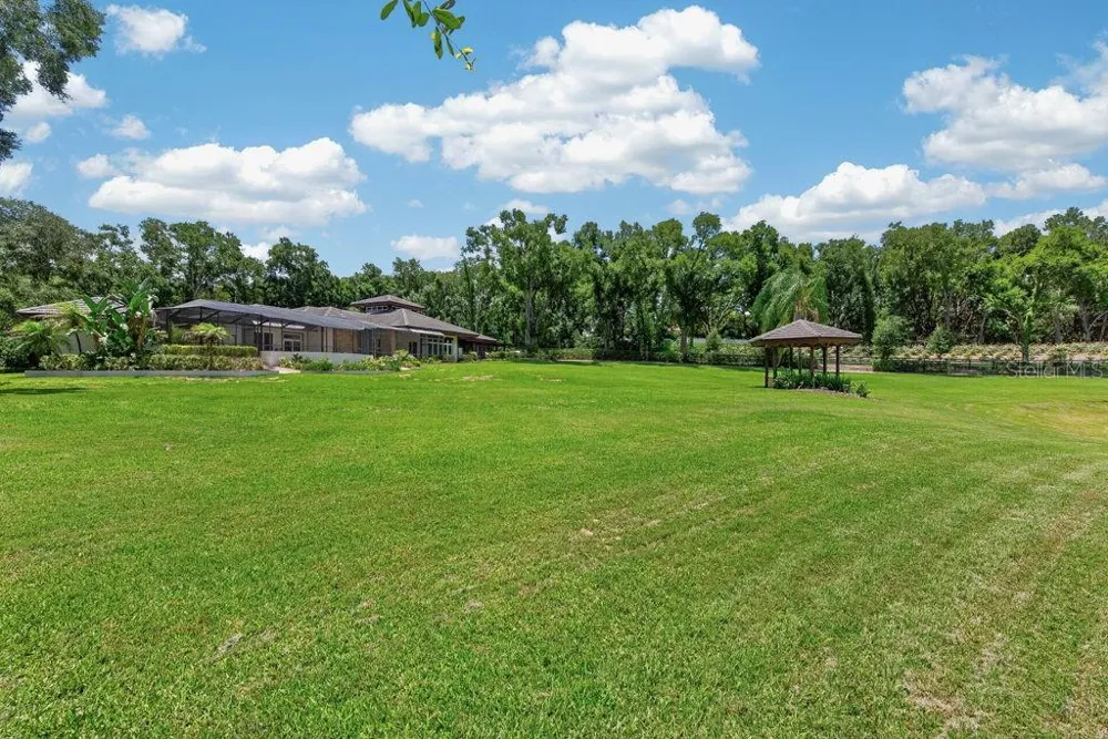 1007 LAKEWOOD DRIVE Brandon, FL 33510