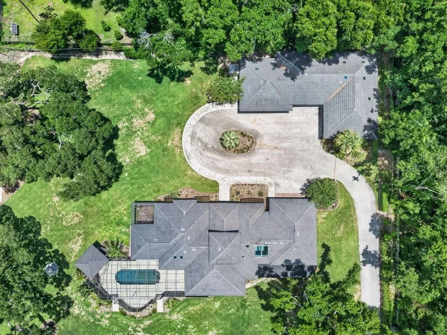 1007 LAKEWOOD DRIVE Brandon, FL 33510