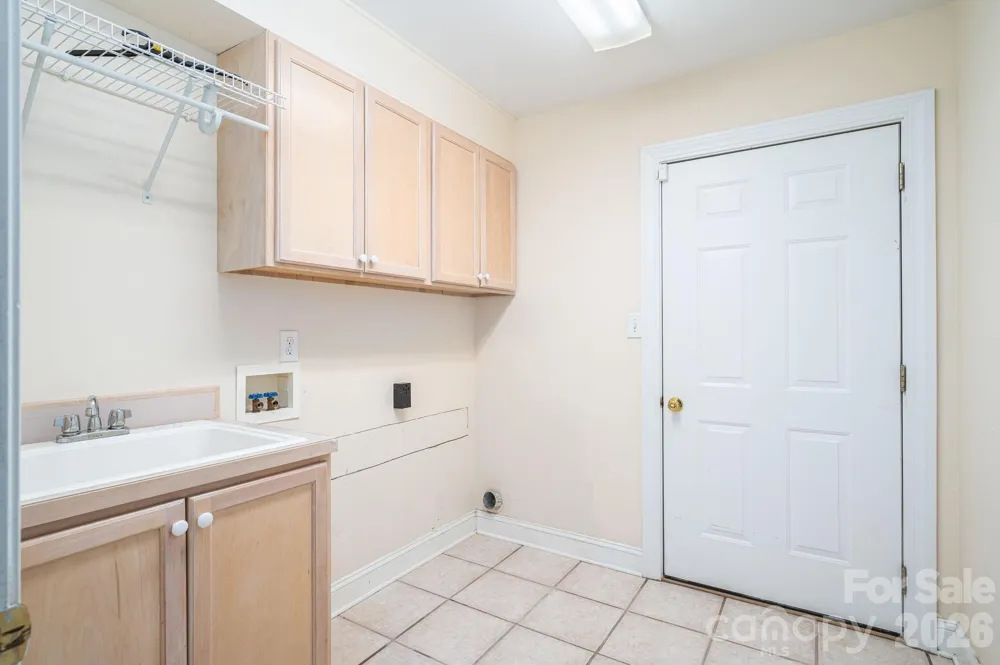 112 Mooreland Drive NE Conover, NC 28613