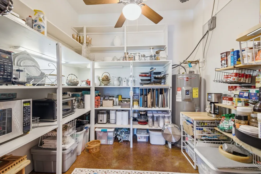 1808 Teller Bell Lane Granbury, TX 76049