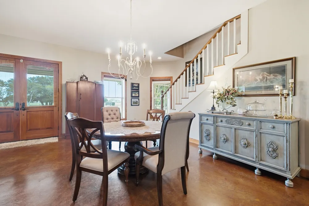 1808 Teller Bell Lane Granbury, TX 76049