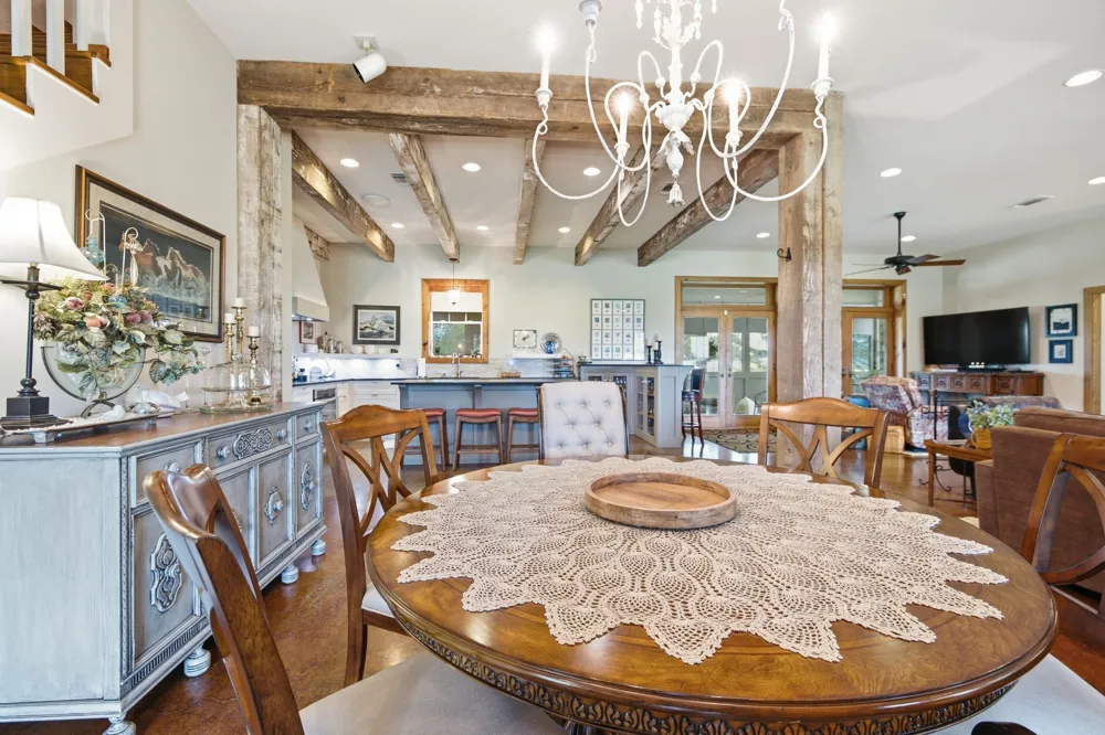 1808 Teller Bell Lane Granbury, TX 76049