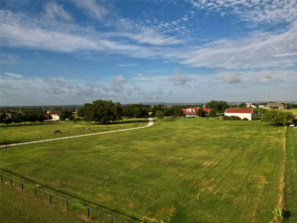 1808 Teller Bell Lane Granbury, TX 76049