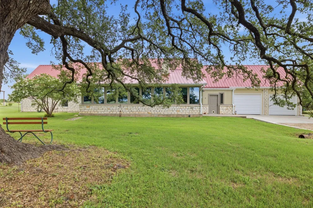1808 Teller Bell Lane Granbury, TX 76049