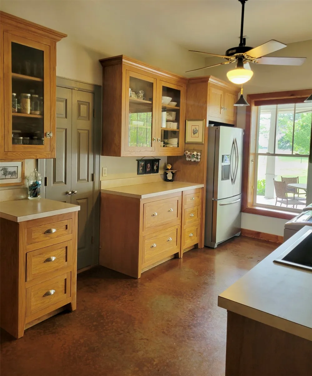 1808 Teller Bell Lane Granbury, TX 76049