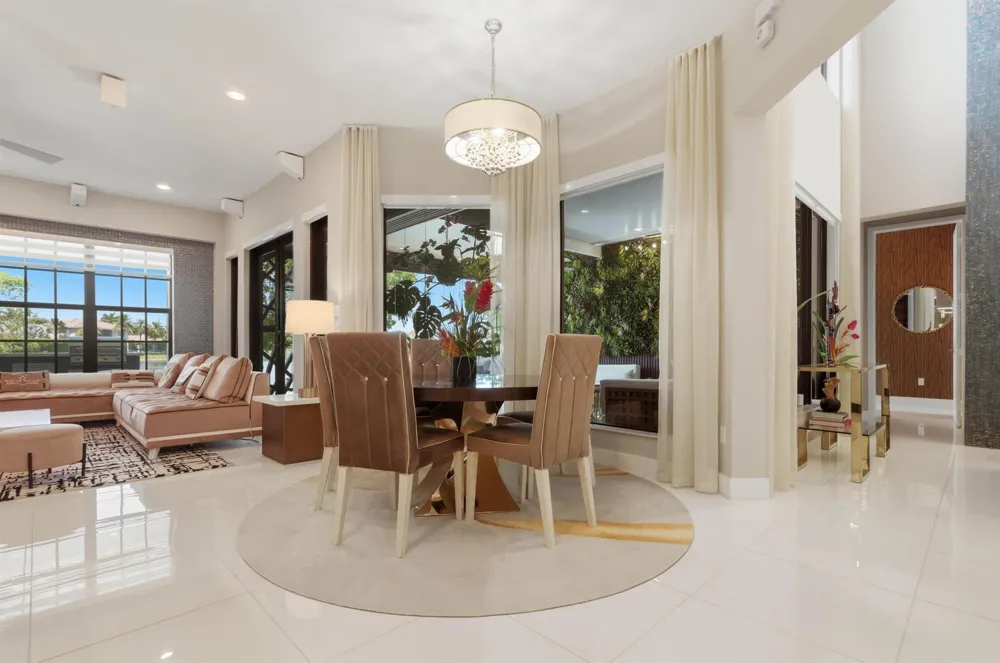 10271 Peninsula Place Parkland, FL 33076