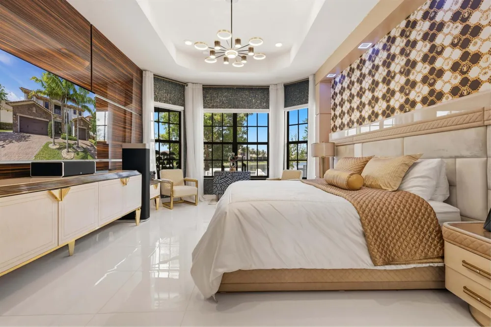 10271 Peninsula Place Parkland, FL 33076