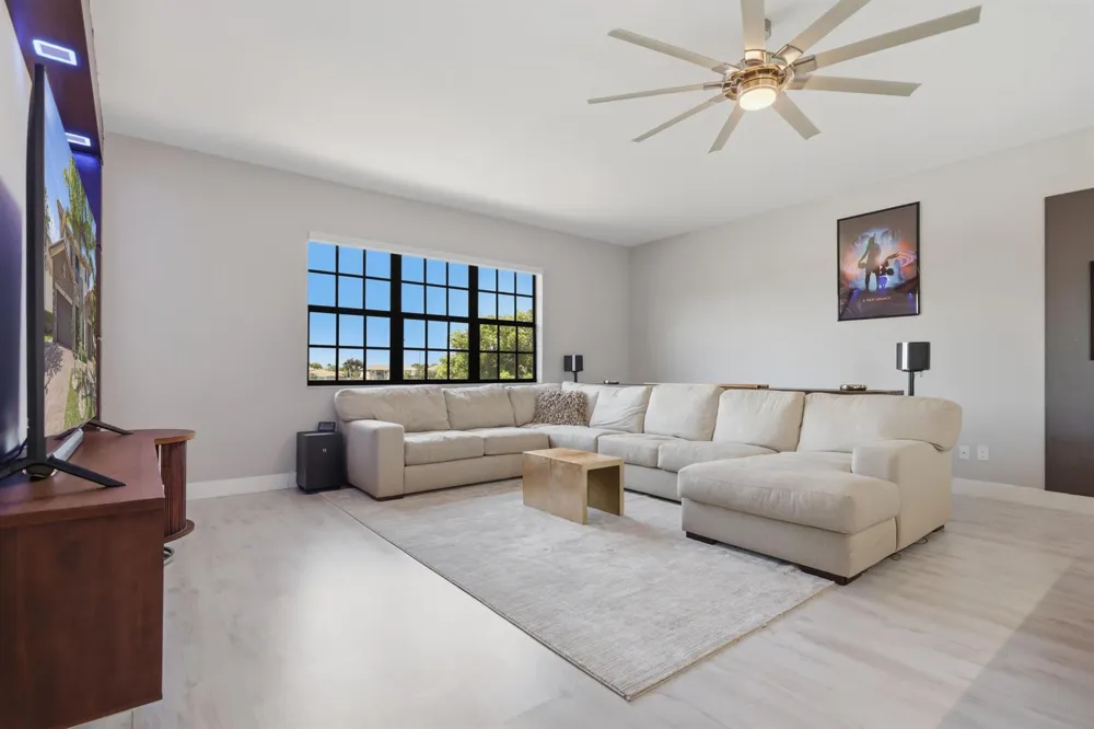 10271 Peninsula Place Parkland, FL 33076