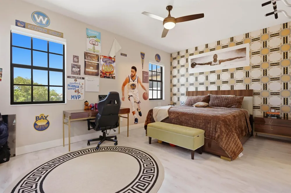 10271 Peninsula Place Parkland, FL 33076