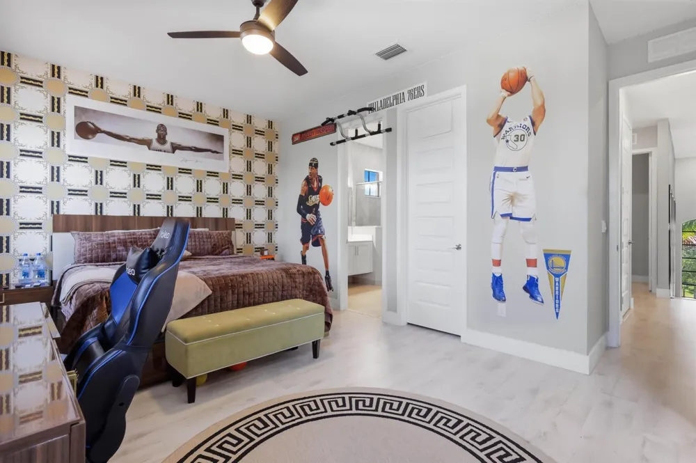 10271 Peninsula Place Parkland, FL 33076