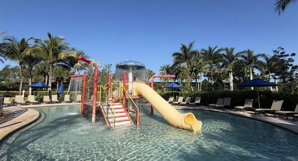 10271 Peninsula Place Parkland, FL 33076