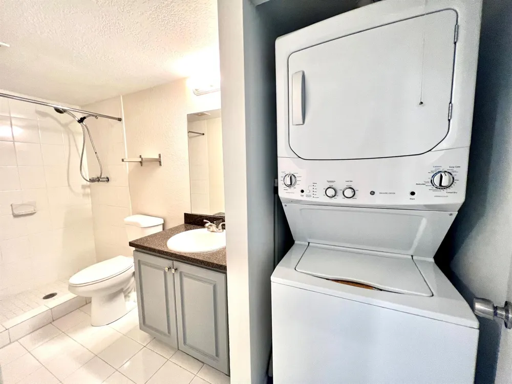 120 Sparrow Drive #Apt 302 Royal Palm Beach, FL 33411
