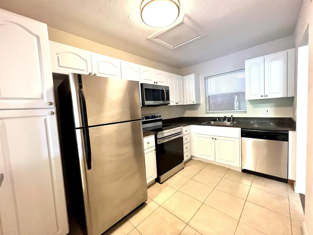 120 Sparrow Drive #Apt 302 Royal Palm Beach, FL 33411