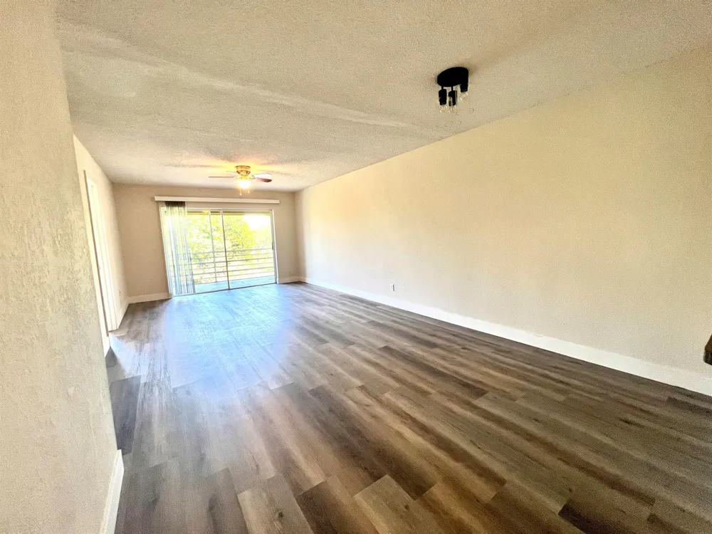 120 Sparrow Drive #Apt 302 Royal Palm Beach, FL 33411